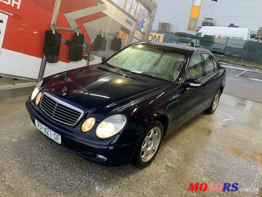 2002' Mercedes-Benz E-Klasa 220 Cdi Classic photo #3