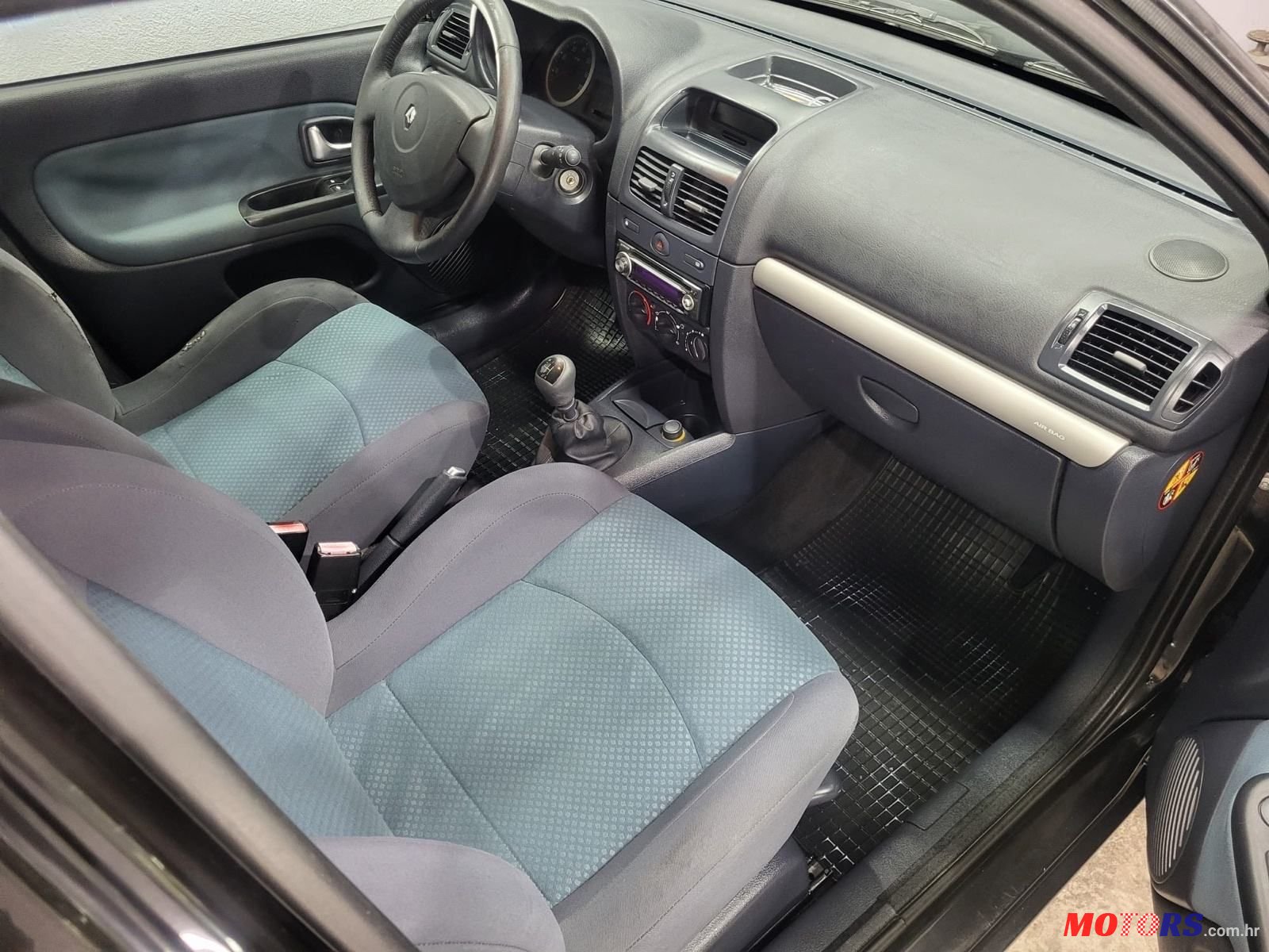 2006' Renault Clio 1,2 16V photo #4