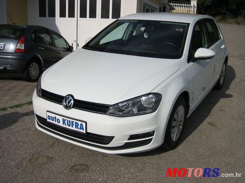 2014' Volkswagen Golf VII 1,6 Tdi Bmt photo #2