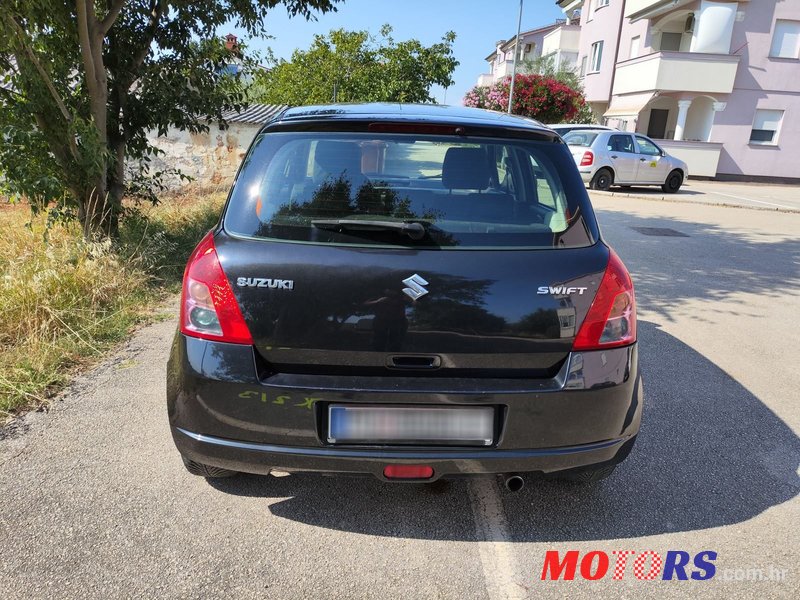 2008' Suzuki Swift 1.3 Ddis photo #5