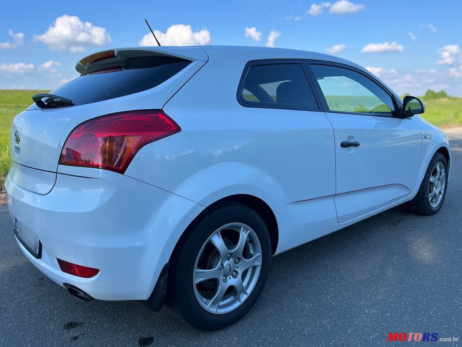 2009' Kia Pro Ceed 1,6 Crdi Lx photo #6