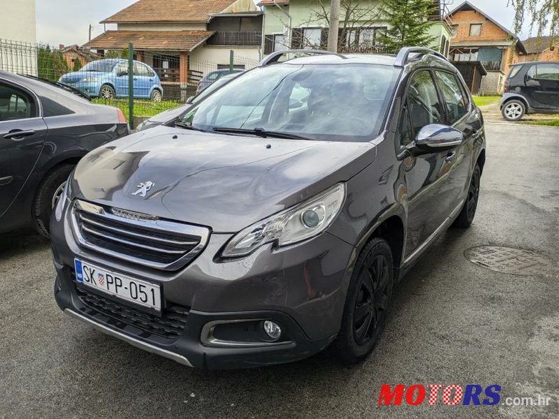 2014' Peugeot 2008 1,2 Vti photo #1