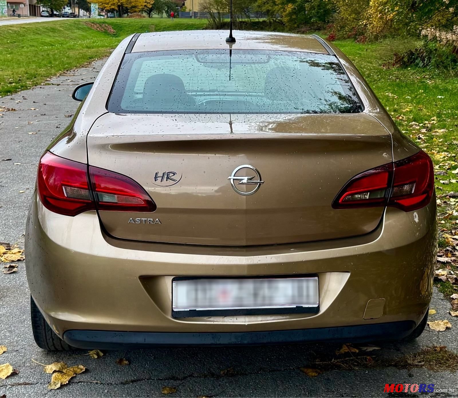 2013' Opel Astra 1,6 Classic photo #3