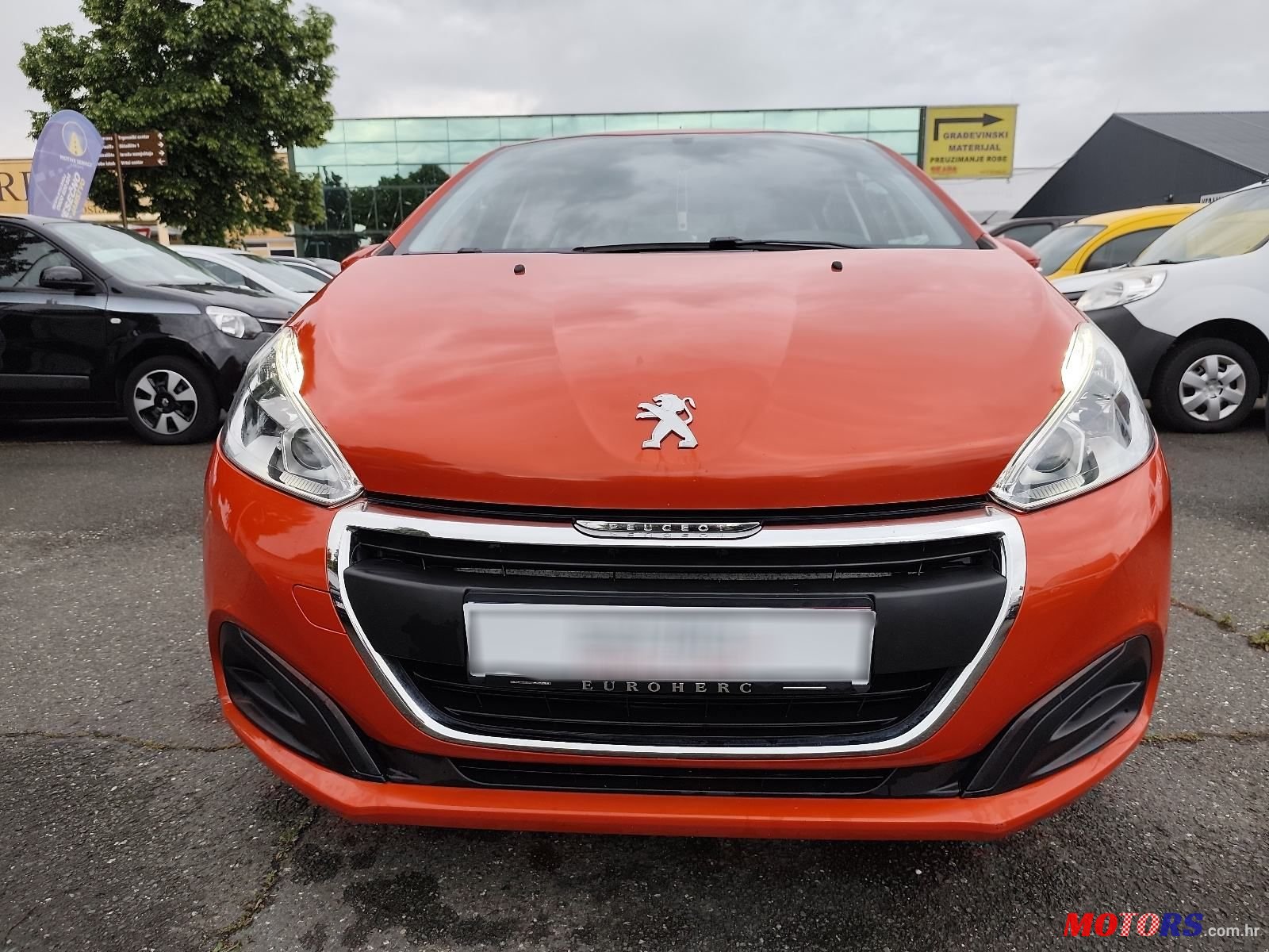 2017' Peugeot 208 1,2 Puretech photo #2