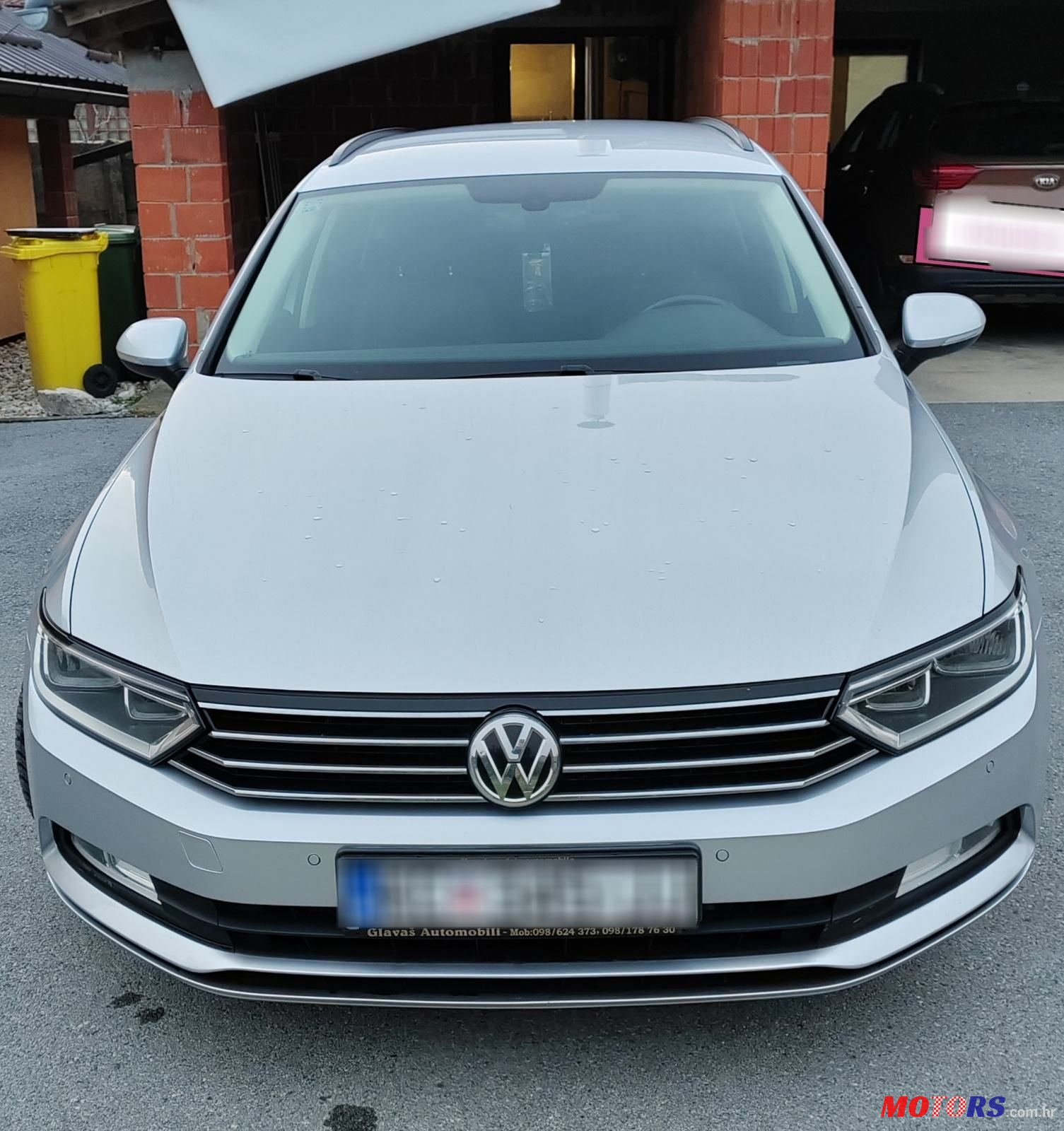 2018' Volkswagen Passat Variant photo #2