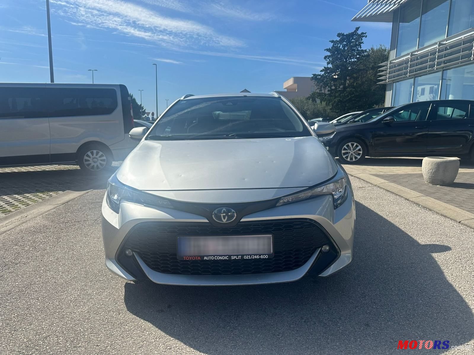 2021' Toyota Corolla Wagon photo #1