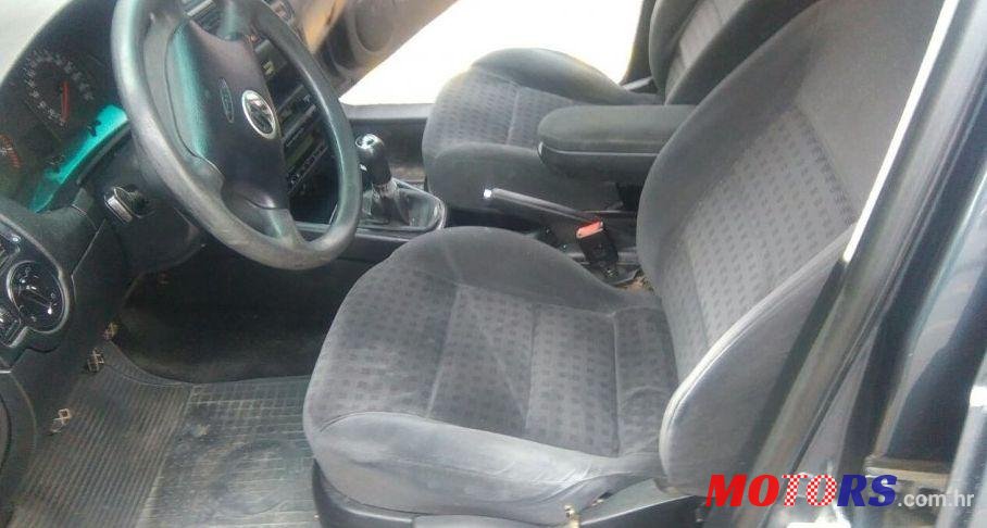 2000' Volkswagen Golf IV 1,9 Tdi photo #2