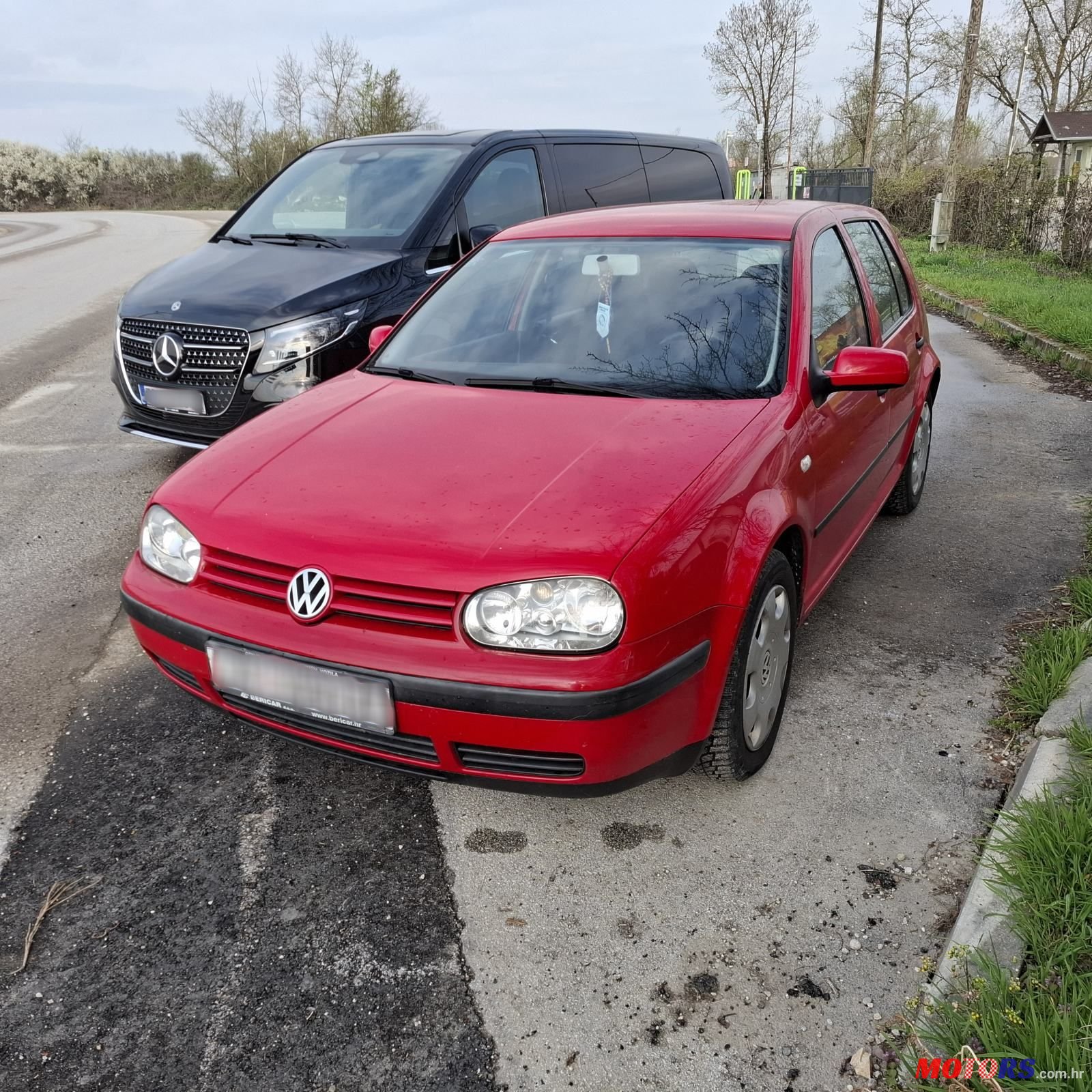 2002' Volkswagen Golf IV 1,4 photo #1