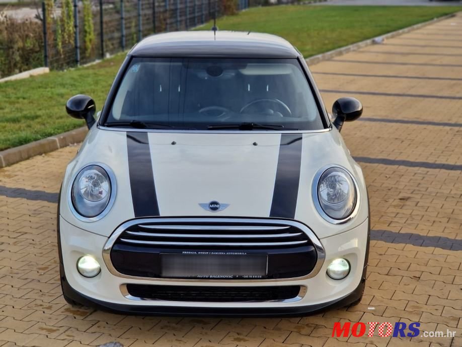 2015' MINI Cooper photo #4