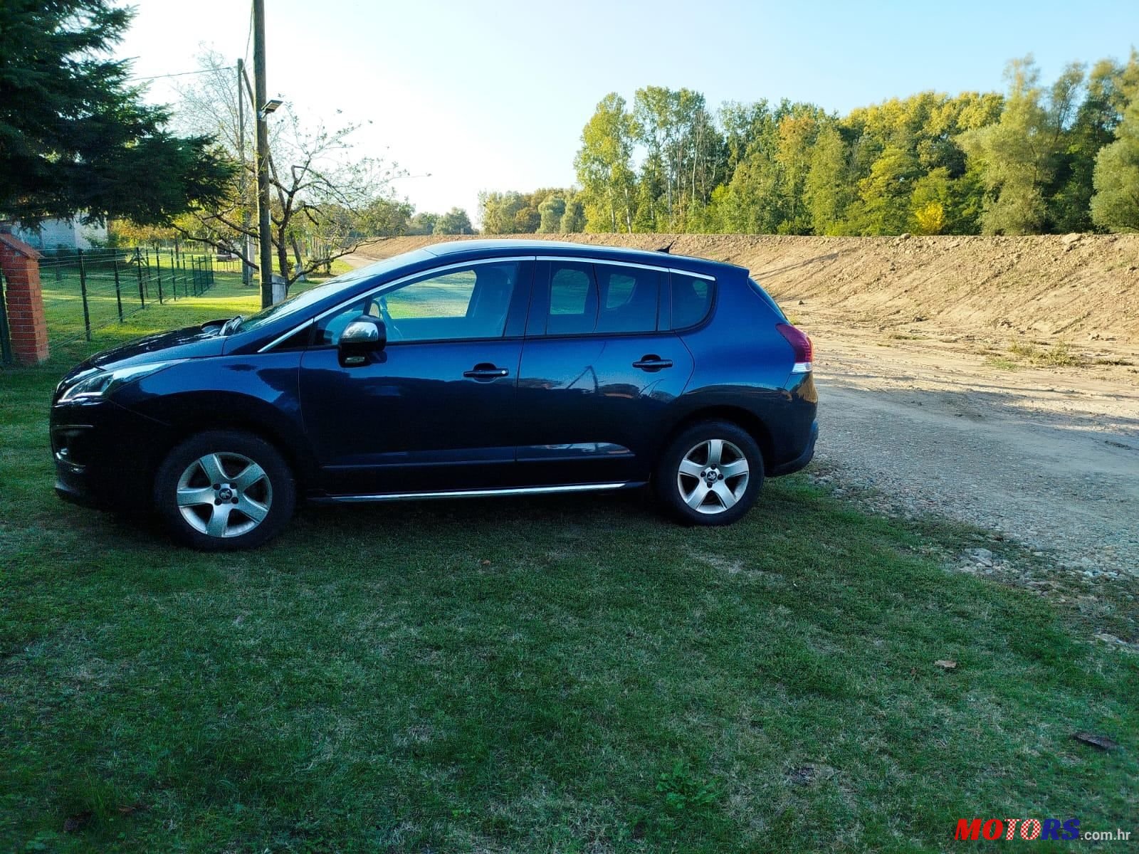2015' Peugeot 3008 1,6 Hdi photo #1