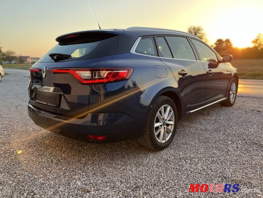 2019' Renault Megane Grandtour Tce 115 photo #5