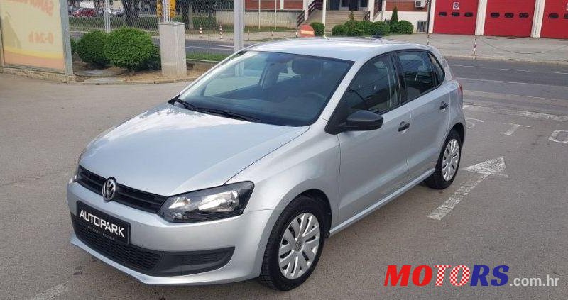 2013' Volkswagen Polo 1,6 Tdi photo #1