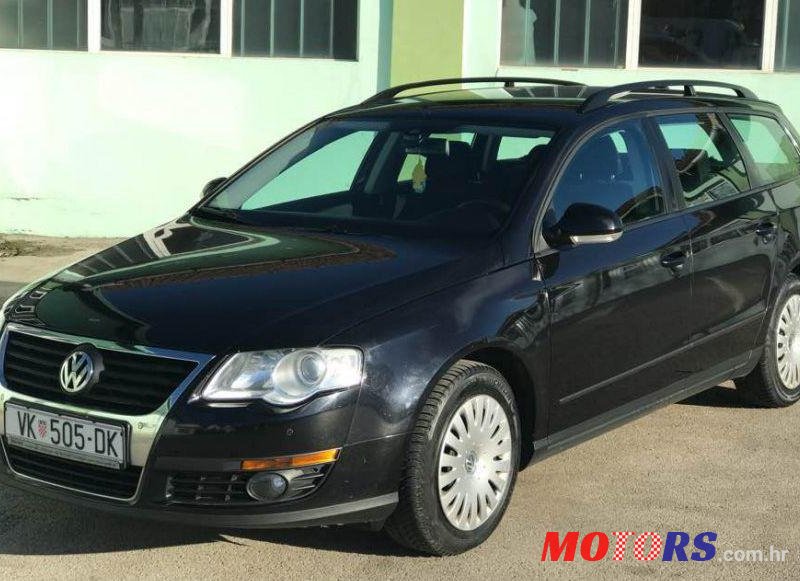 2010' Volkswagen Passat Variant photo #1