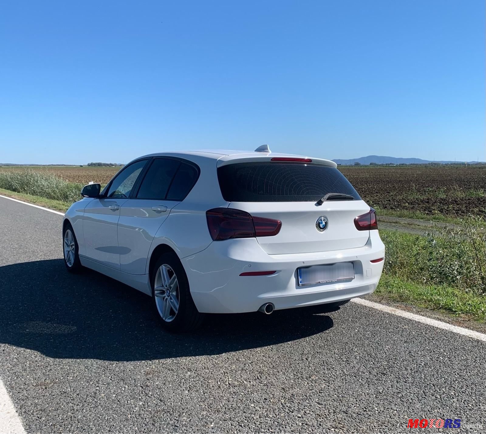2015' BMW Serija 1 116D photo #5