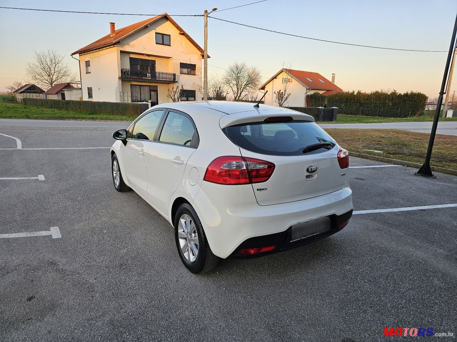2013' Kia Rio 1.4 Crdi Ex Urban photo #5