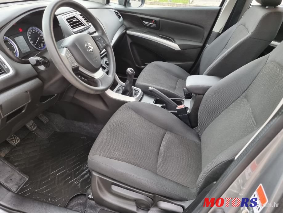 2018' Suzuki SX4 S-Cross 1.0 photo #5
