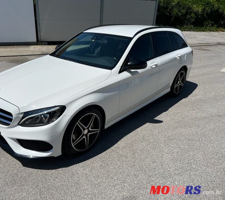 2017' Mercedes-Benz C-Klasa photo #2