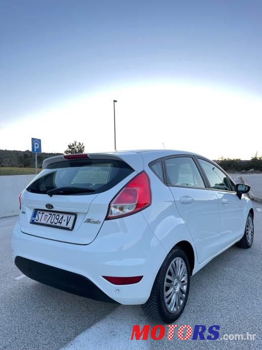 2014' Ford Fiesta photo #3