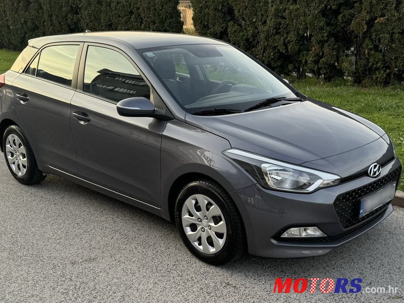 2016' Hyundai i20 1,25 photo #4