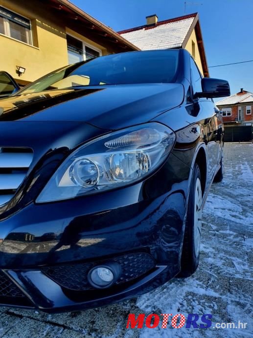 2013' Mercedes-Benz B-Klasa 180 Cdi photo #1
