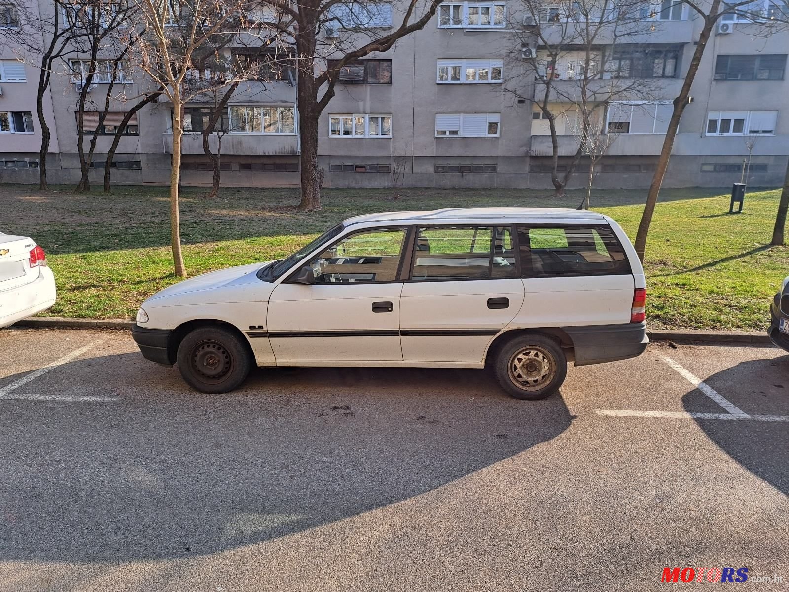 1996' Opel Astra Gl Caravan photo #3
