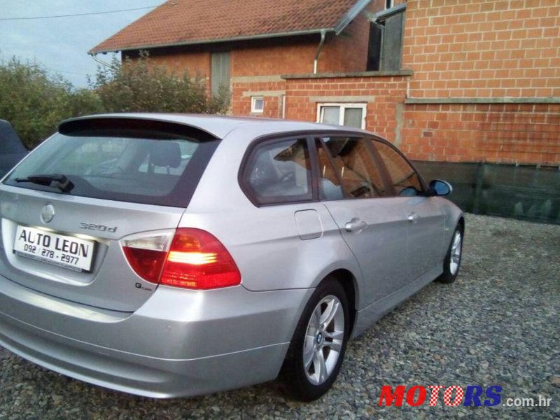 2007' BMW Serija 3 Touring photo #1