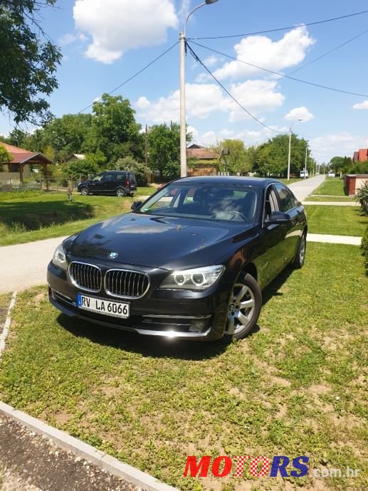 2013' BMW Serija 7 730D photo #1