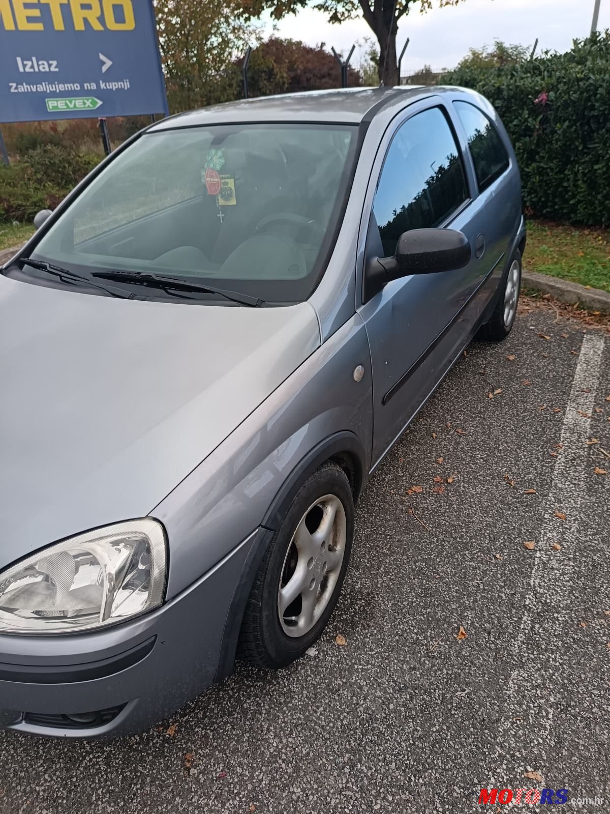 2004' Opel Corsa 1,2 16V photo #5