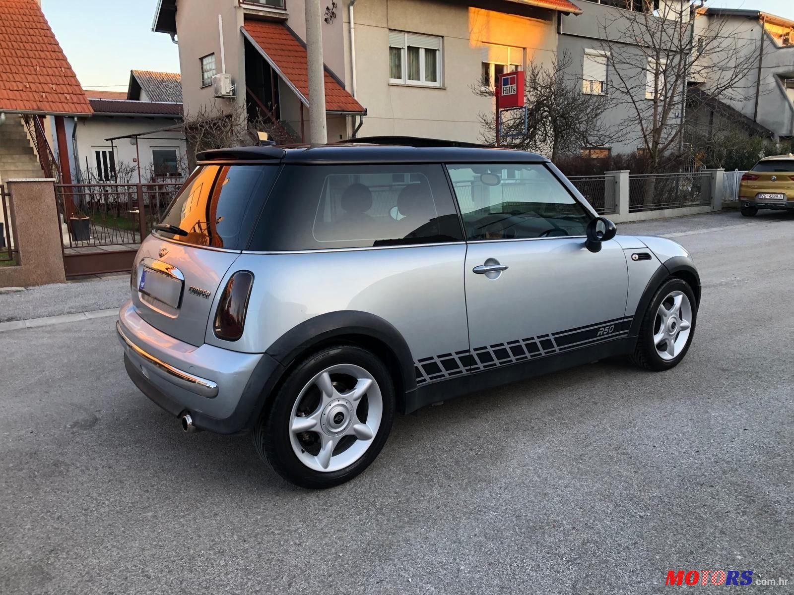 2002' MINI Cooper Mini One photo #4