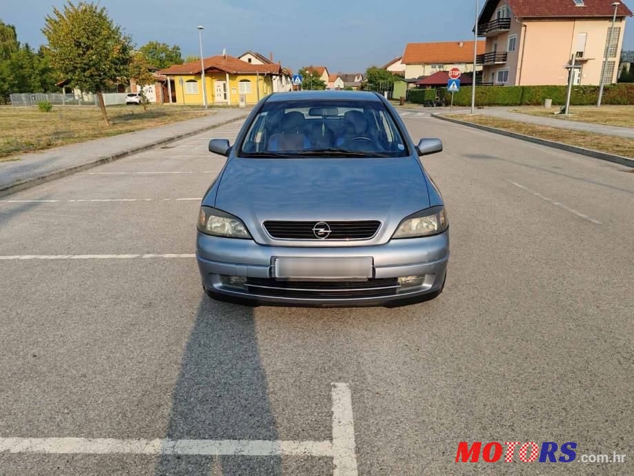 2003' Opel Astra 1,7 Dt photo #2