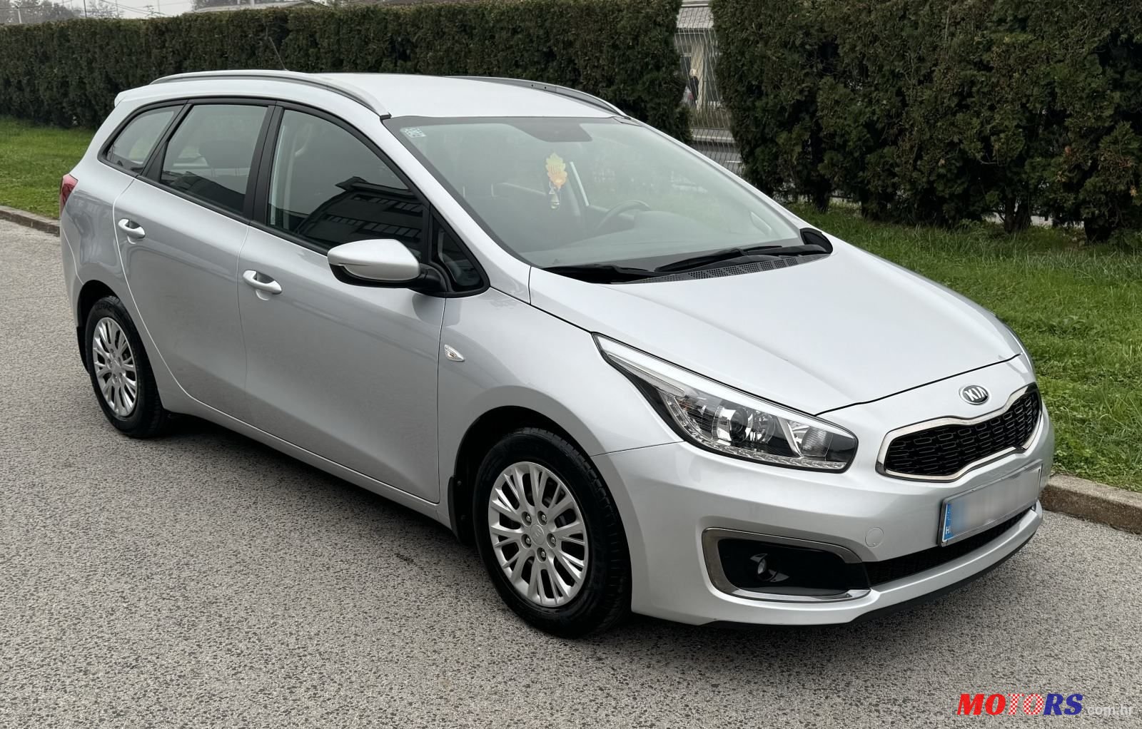 2016' Kia Ceed Sportswagon photo #2