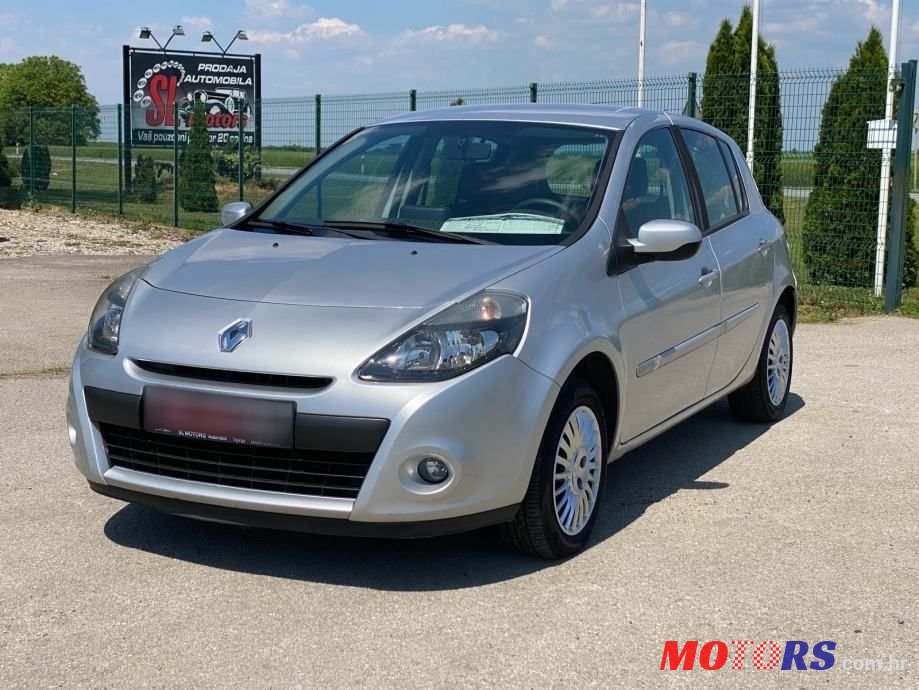 2009' Renault Clio 1,5 Dci photo #1