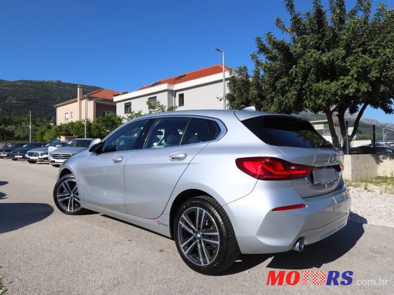 2020' BMW Serija 1 116D photo #3