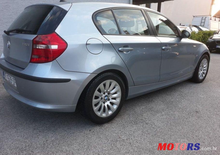 2008' BMW Serija 1 116I photo #2