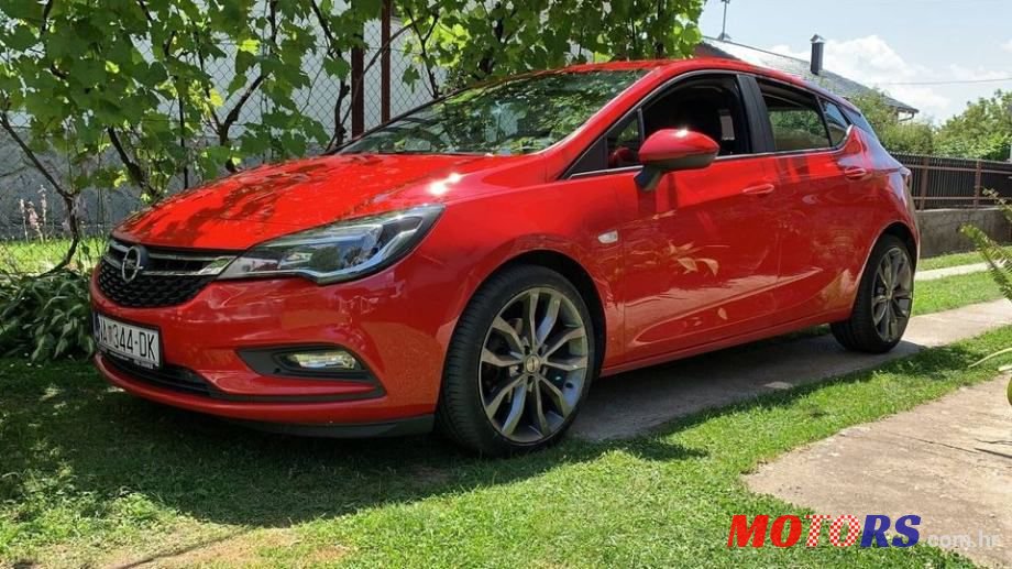 2015' Opel Astra 1,6 Cdti photo #4