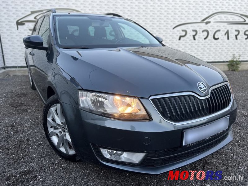 2015' Skoda Octavia Combi photo #1