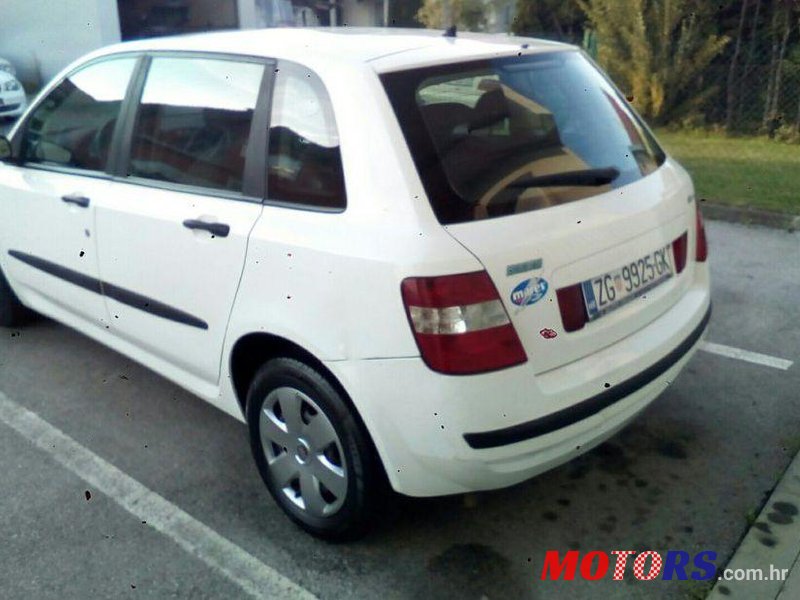 2002' Fiat Stilo 1,6 16V photo #2