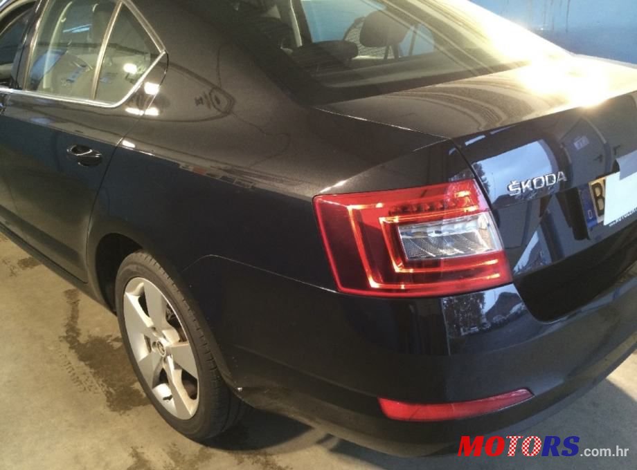 2015' Skoda Octavia photo #4