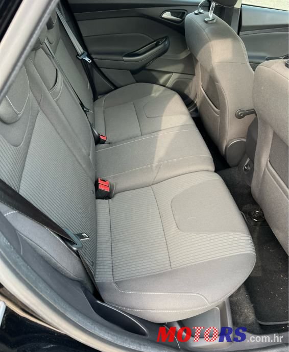 2013' Ford Focus Karavan photo #6