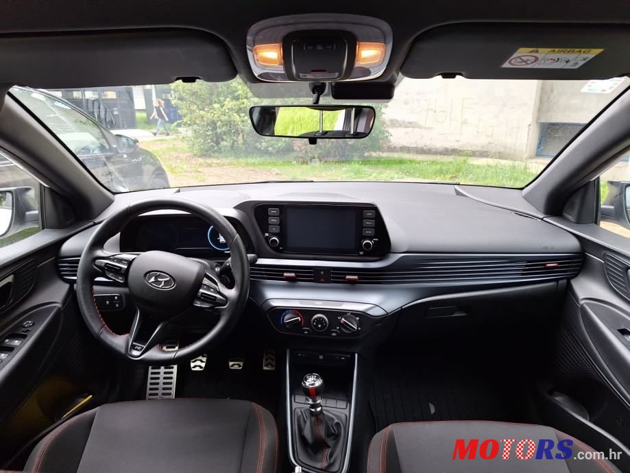 2022' Hyundai i10 1,0 T-Gdi photo #4