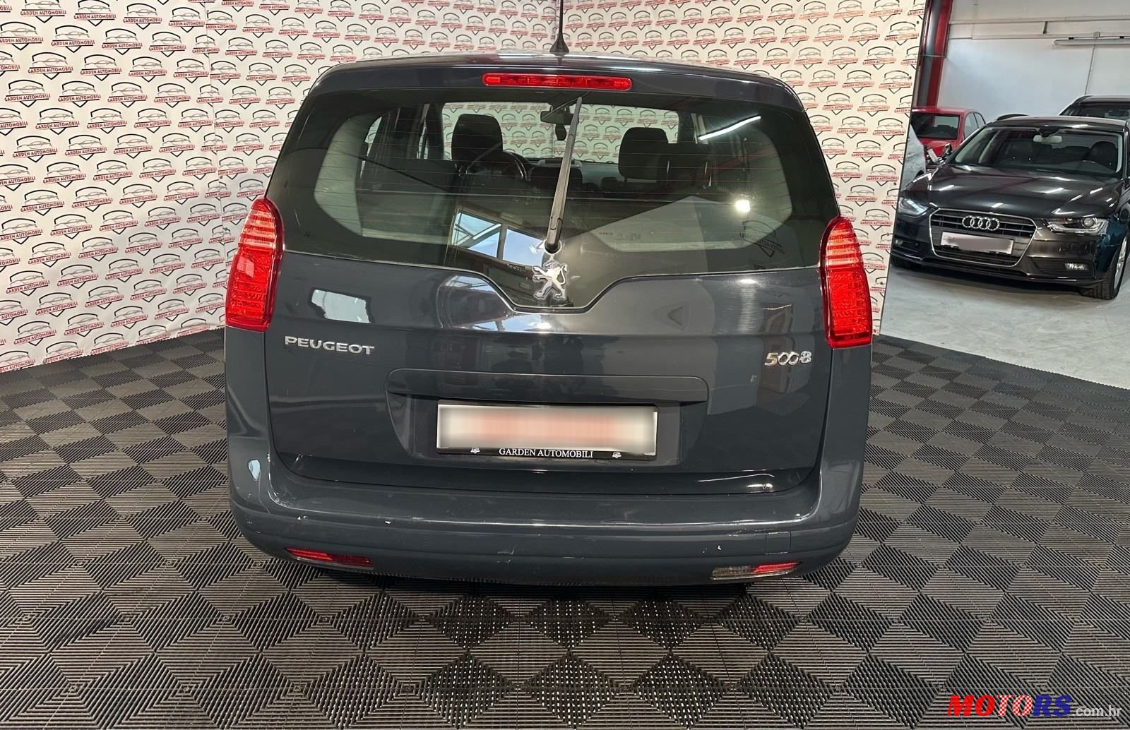 2011' Peugeot 5008 1,6 E-Hdi photo #6