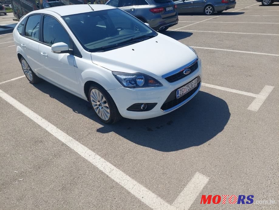 2010' Ford Focus 1,6 photo #4