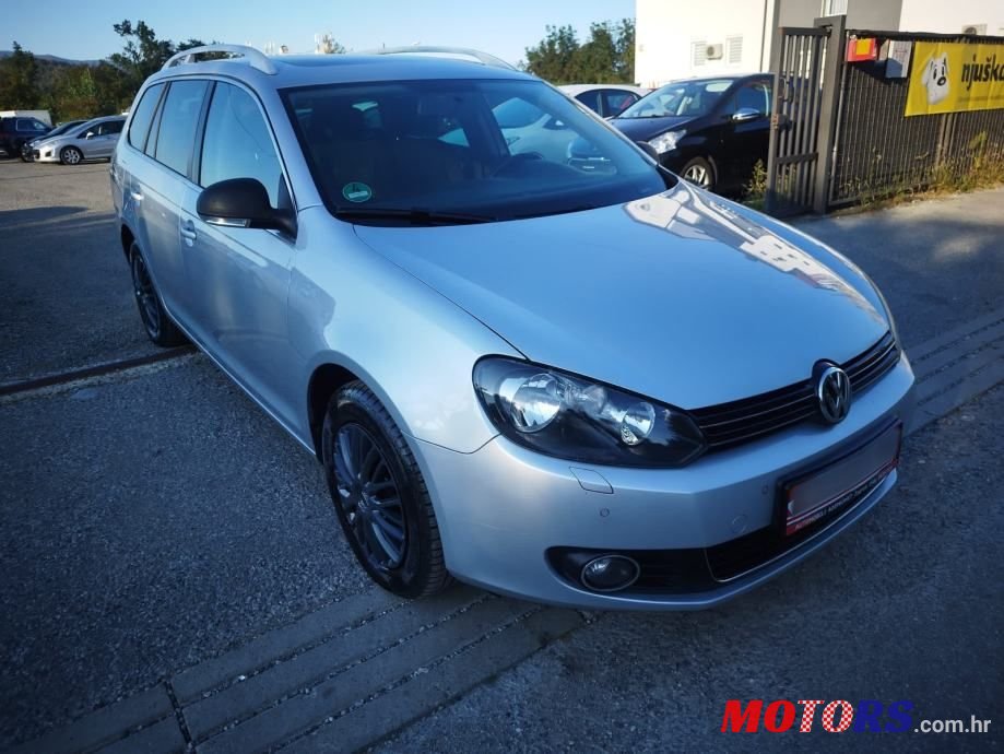 2011' Volkswagen Golf 6 1,6 Tdi photo #1