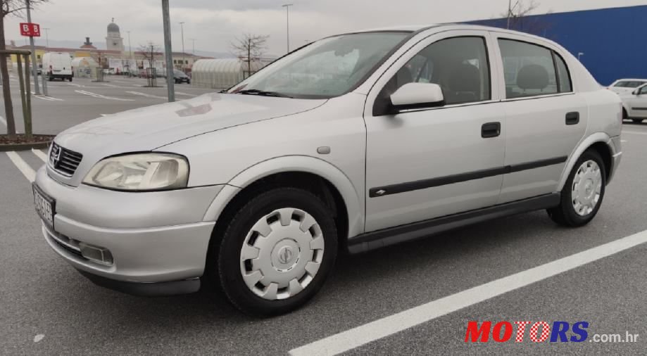 2003' Opel Astra 1,6 photo #1