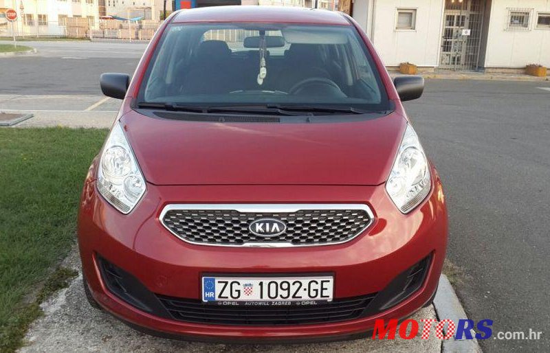 2011' Kia Venga photo #2