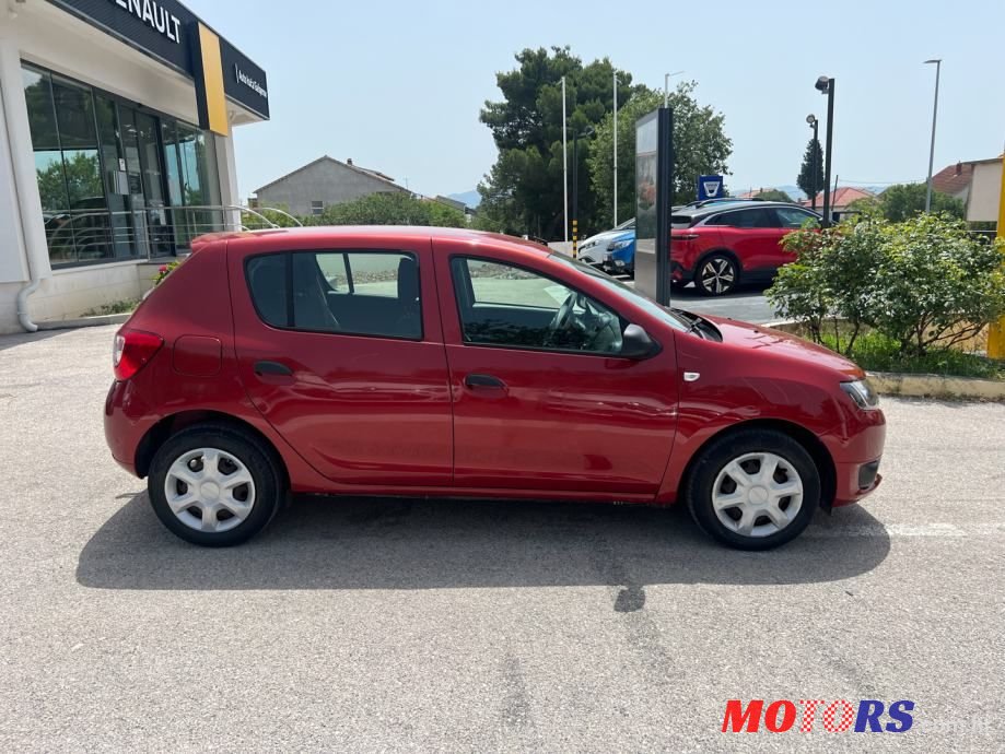 2016' Dacia Sandero 1,2 16V photo #3
