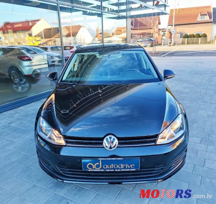 2013' Volkswagen Golf 7 1,6 Tdi Bmt photo #3