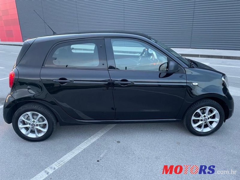 2016' Smart Forfour 1.0 photo #5