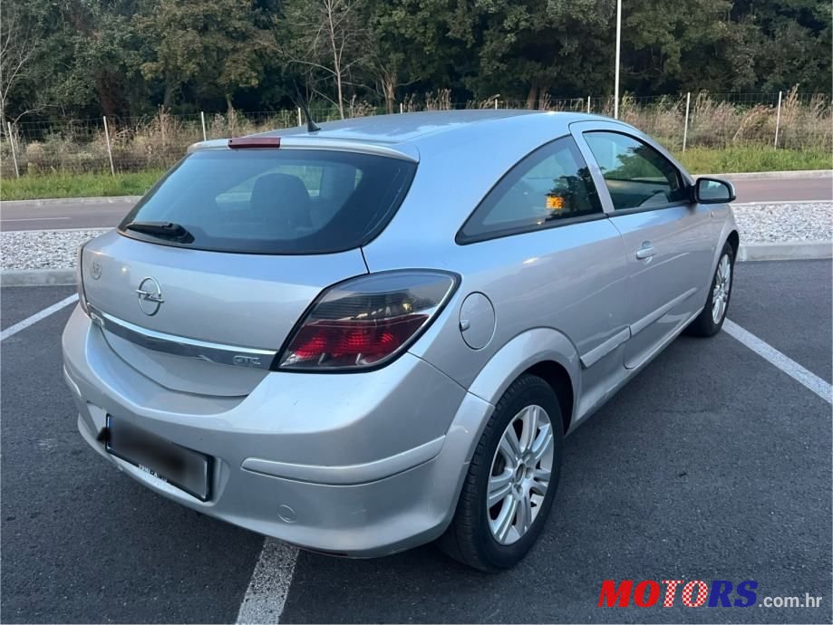 2008' Opel Astra 1,9Cdti photo #2