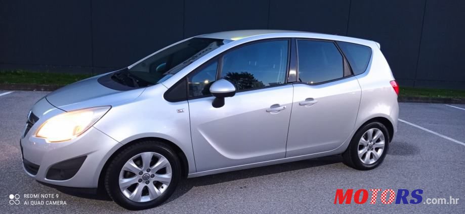 2010' Opel Meriva 1,3 Cdti photo #2